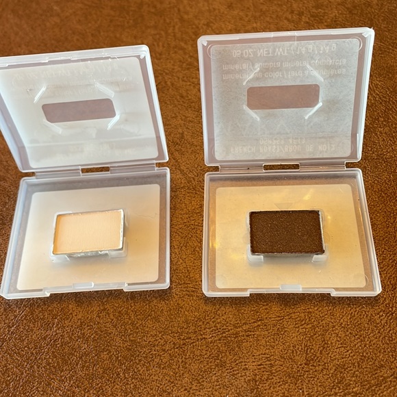 Mary Kay Mineral Powder Foundation Beige 2 and Two Mineral Eyeshadows Brand New - Picture 3 of 3